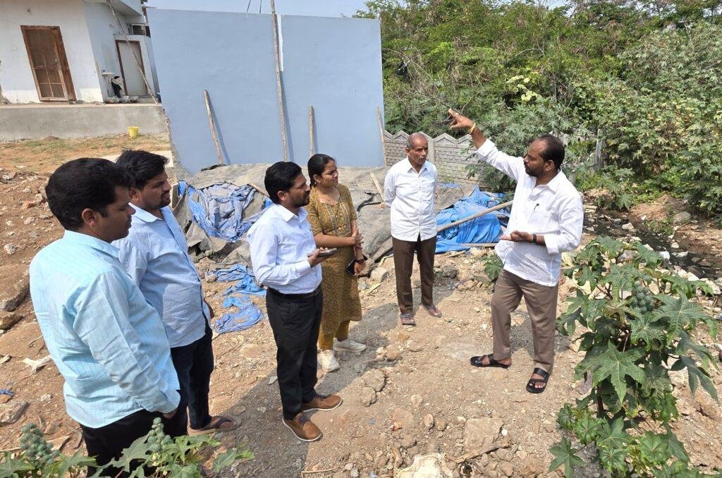 ఔట్ లెట్ సమస్యకు శాశ్వత పరిష్కారం చూపెట్టాలి