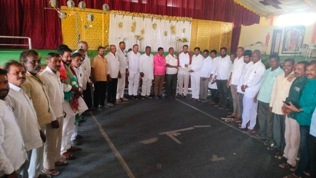 అమీర్ పేట్ గ్రామ అభివృద్ధికి కృషి