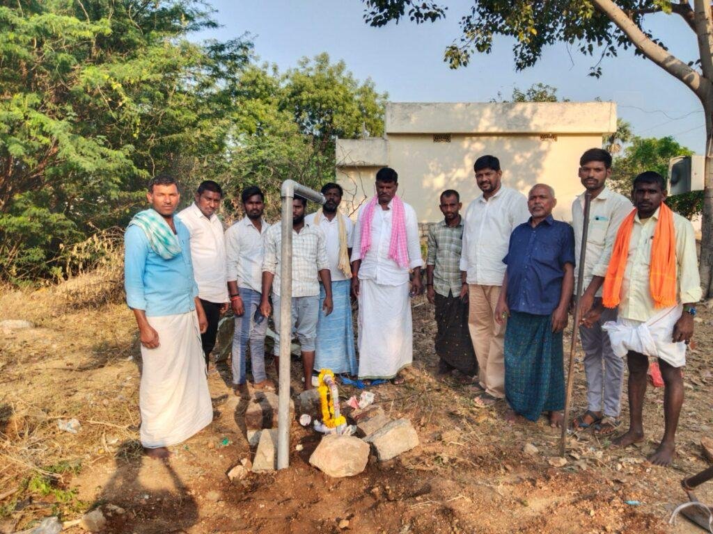 వామనపల్లి గ్రామంలో నూతన బోరు మోటర్