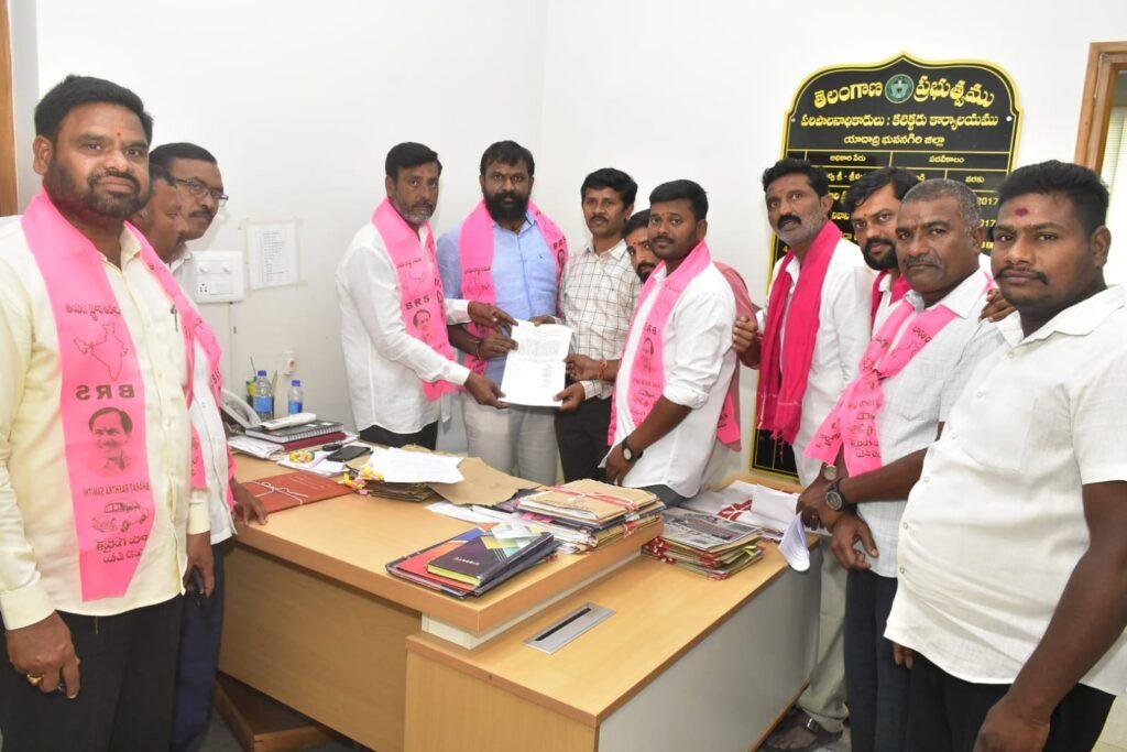 మున్సిపల్‌ కౌన్సిల్‌ సమావేశం వెంటనే నిర్వహించాలి