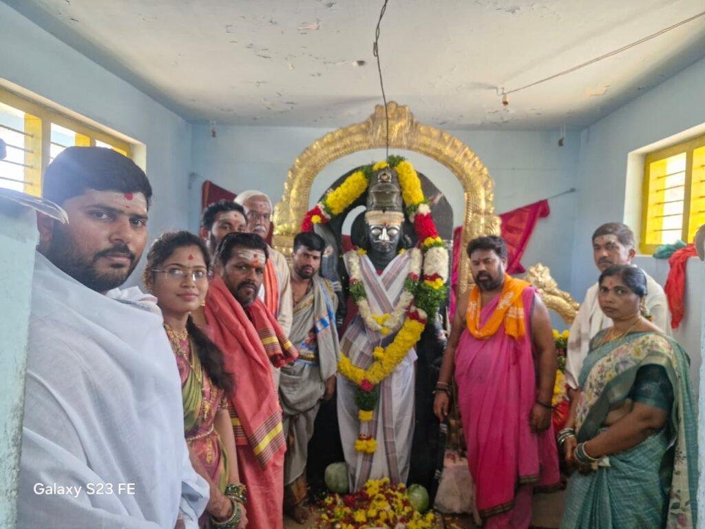 ఘనంగా శ్రీ వీరభద్ర స్వామి భద్రకాళి అమ్మవారి కళ్యాణోత్సవం