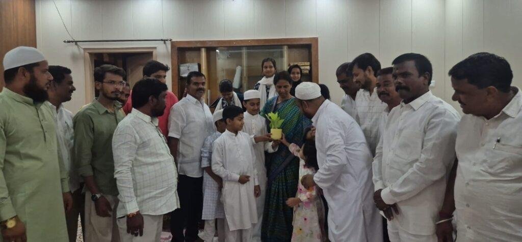 ఇఫ్తార్ విందులు హిందూ ముస్లింల ఐక్యతకు మత సామరస్యానికి నిదర్శనం