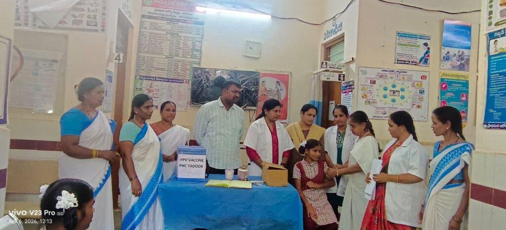 తాడూరు కేజీబీవీ బాలికలకు హెచ్.పీ.వీ టీకా