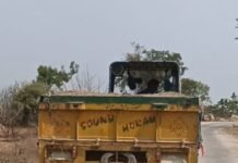 యధేచ్చగా కొనసాగుతున్న అక్రమ ఇసుక రవాణ -సరిహద్దుల్లో – హద్దులే లేవు